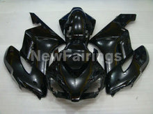 Charger l'image dans le visualiseur de la galerie, All Black No decals - CBR1000RR 04-05 Fairing Kit