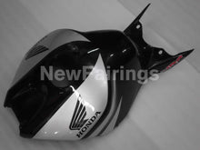 Charger l&#39;image dans la galerie, Black and Silver Repsol - CBR1000RR 04-05 Fairing Kit -