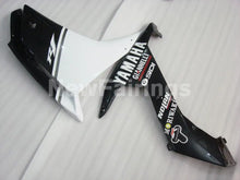 Charger l&#39;image dans la galerie, Black White Factory Style - YZF-R1 07-08 Fairing Kit
