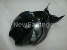 Charger l'image dans la galerie, Black and Grey Factory Style - CBR1000RR 06-07 Fairing Kit