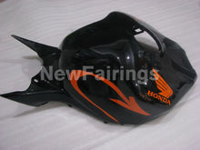 Charger l'image dans le visualiseur de la galerie, Black and Orange Factory Style - CBR1000RR 06-07 Fairing Kit