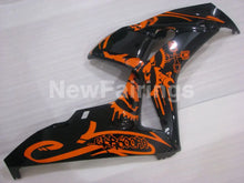 Charger l'image dans le visualiseur de la galerie, Black and Orange Factory Style - CBR1000RR 06-07 Fairing Kit