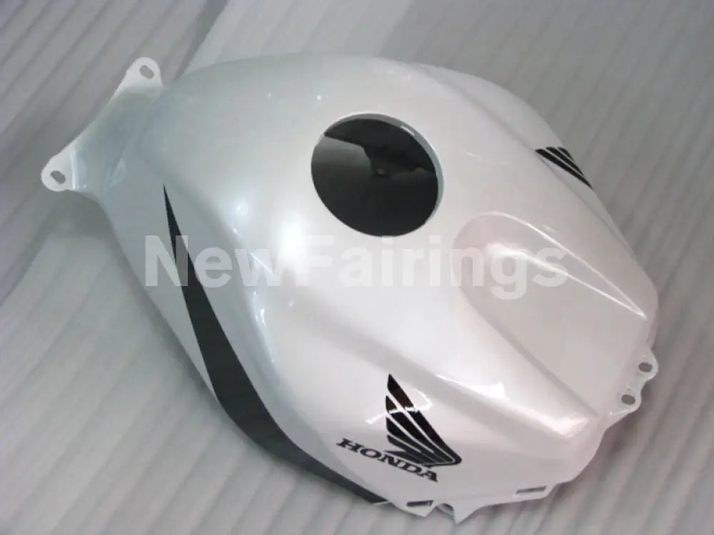 Black and Pearl White Factory Style - CBR600RR 05-06 Fairing Kit