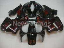 Charger l&#39;image dans la galerie, Black and Red Flame - CBR 900 RR 92-93 Fairing Kit -