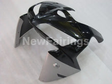 Charger l'image dans le visualiseur de la galerie, Black and Silver Factory Style - CBR600RR 05-06 Fairing Kit