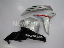 Charger l'image dans la galerie, Black and Silver Factory Style - CBR600RR 09-12 Fairing Kit
