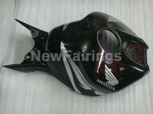 Charger l'image dans le visualiseur de la galerie, Black and Silver Fire - CBR1000RR 04-05 Fairing Kit