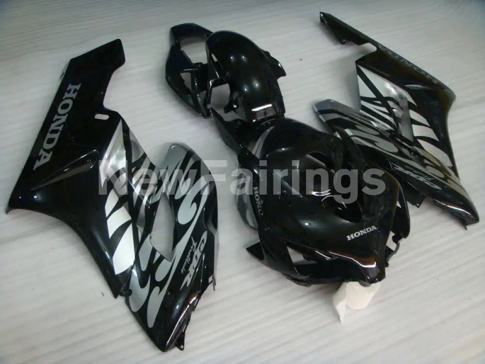 Black and Silver Fire - CBR1000RR 04-05 Fairing Kit