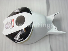 Charger l'image dans le visualiseur de la galerie, Black and White PlayBoy - CBR1000RR 04-05 Fairing Kit