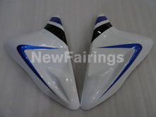 Charger l'image dans la galerie, Blue and White Black Yoshimura - GSX-R600 11-24 Fairing Kit