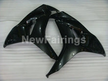 Charger l'image dans la galerie, Gloss Black No decals - CBR1000RR 06-07 Fairing Kit