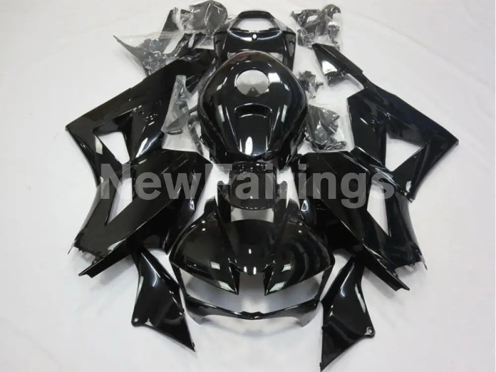 Gloss Black No decals- CBR600RR 13-23 Fairing Kit