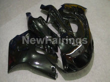 Charger l&#39;image dans la galerie, Gloss Black No decals - GSX-R750 96-99 Fairing Kit