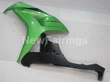 Charger l'image dans la galerie, Green and Black Factory Style - CBR1000RR 06-07 Fairing Kit