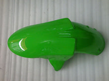 Charger l'image dans le visualiseur de la galerie, Green and Black Factory Style - NINJA ZX-10R 04-05 Fairing Kit