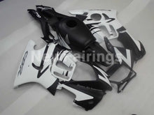 Charger l'image dans la galerie, Matte Black and White Factory Style - CBR600 F3 95-96 Fairing Kit