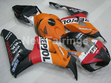 Charger l'image dans le visualiseur de la galerie, Orange and Matte Black Red Repsol - CBR1000RR 06-07 Fairing Kit
