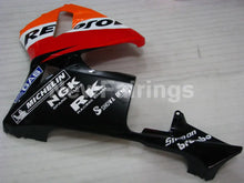 Charger l'image dans le visualiseur de la galerie, Orange and Red Black Repsol - CBR600RR 05-06 Fairing Kit