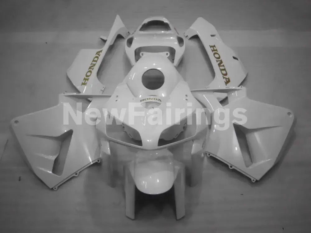 Pearl White with gold decal Factory Style - CBR600RR 05-06 Fairing Kit