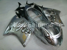 Charger l&#39;image dans la galerie, Silver and Black Flame - CBR 1100 XX 96-07 Fairing Kit -