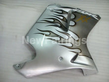 Charger l&#39;image dans la galerie, Silver and Black Flame - CBR 1100 XX 96-07 Fairing Kit -
