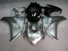 Charger l&#39;image dans la galerie, Silver and Black Factory Style - CBR1000RR 08-11 Fairing Kit