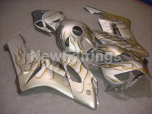 Charger l'image dans la galerie, Silver with Flame - CBR1000RR 04-05 Fairing Kit