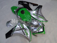 Charger l'image dans la galerie, Silver and Green DRIVE - CBR1000RR 08-11 Fairing Kit