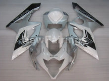 Charger l'image dans le visualiseur de la galerie, Silver and White Black Factory Style - GSX-R1000 05-06 Fairing Kit