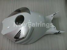 Charger l'image dans la galerie, Silver and White Repsol - CBR1000RR 06-07 Fairing Kit