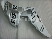 Charger l'image dans la galerie, Silver and White Repsol - CBR1000RR 06-07 Fairing Kit