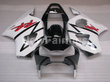 Charger l'image dans le visualiseur de la galerie, White and Black Factory Style - CBR 954 RR 02-03 Fairing Kit