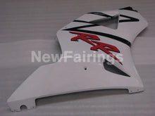 Charger l'image dans le visualiseur de la galerie, White and Black Factory Style - CBR 954 RR 02-03 Fairing Kit
