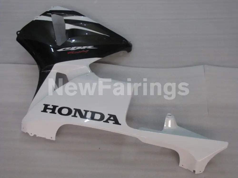 White and Black Factory Style - CBR600RR 05-06 Fairing Kit