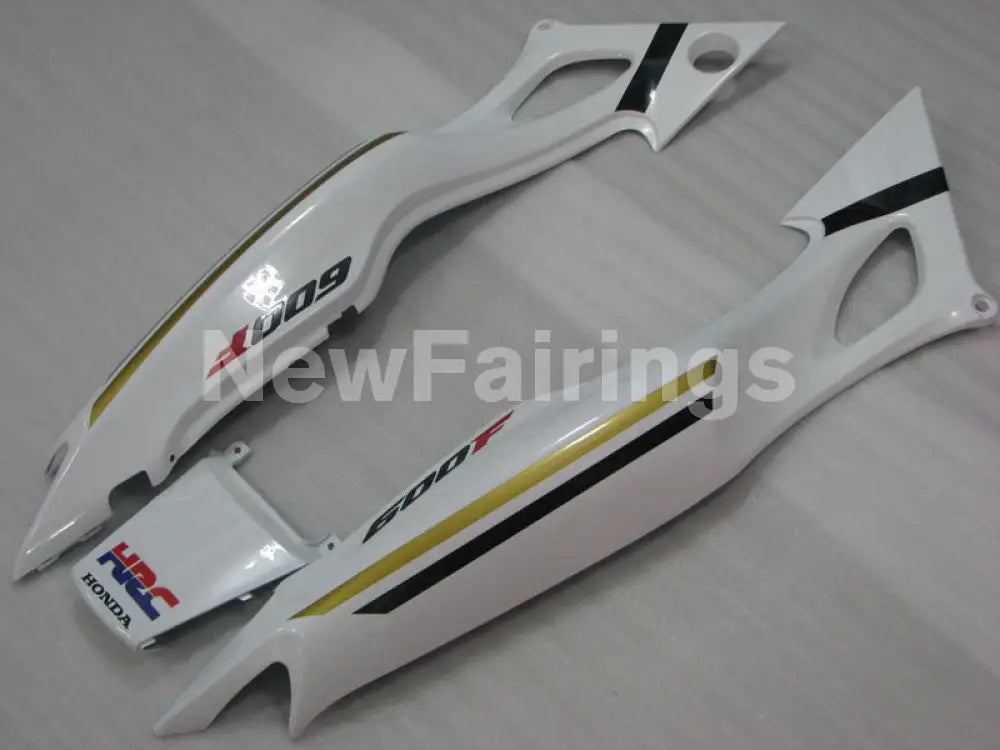 White and Black PlayBoy - CBR600 F3 95-96 Fairing Kit