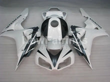 Charger l'image dans le visualiseur de la galerie, White and Grey Factory Style - CBR1000RR 06-07 Fairing Kit