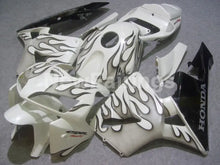 Charger l'image dans le visualiseur de la galerie, White and Grey Flame - CBR600RR 05-06 Fairing Kit