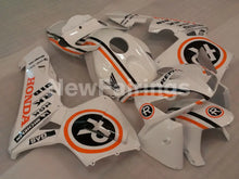 Charger l'image dans le visualiseur de la galerie, White and Orange Black Repsol - CBR600RR 05-06 Fairing Kit