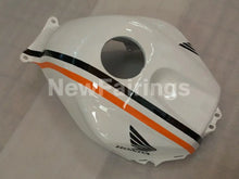 Charger l'image dans le visualiseur de la galerie, White and Orange Black Repsol - CBR600RR 05-06 Fairing Kit
