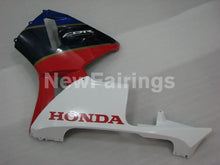 Charger l'image dans le visualiseur de la galerie, White Red and Blue Factory Style - CBR600RR 05-06 Fairing Kit
