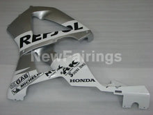 Charger l'image dans la galerie, White and Silver Repsol - CBR 929 RR 00-01 Fairing Kit