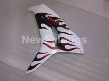 Charger l'image dans la galerie, White and Wine Red Flame - CBR1000RR 06-07 Fairing Kit